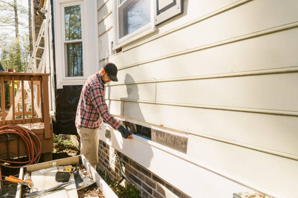 Top rated local Storm Damage Siding Repair specialists in East Sparta, OH